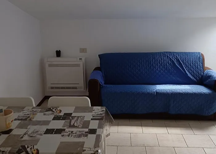 Torino Via Della Bilancia 43 *